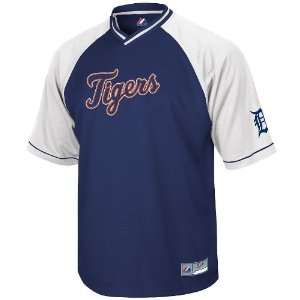 MLB Detroit Tigers Full Force V Neck Shirt (XX Large):  