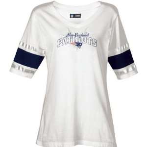  New England Patriots Womens Greatest Play Top: Sports 