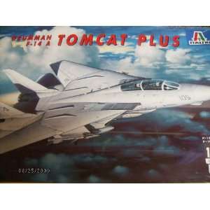  Gruman F 14 a Tomcat Plus 1/72 Model Kit#182 By Italeri 