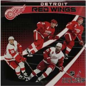  Detroit Red Wings 2009 Team Calendar: Sports & Outdoors