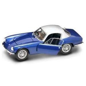   Blue 1/18 Diecast Model Car by Road Signature 92768: Toys & Games