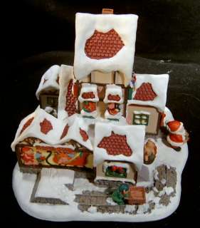 Danbury Mint 1992 Santas Workshop Building Figurine  