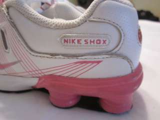 NIKE SHOX GIRLS PINK AND WHITE SIZE 9C  