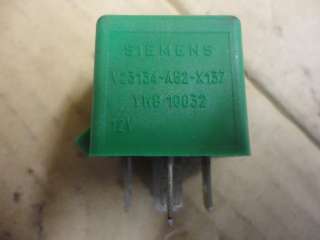 LAND ROVER 5 PIN 12V SWITCHING GREEN RELAY YWB 10032  