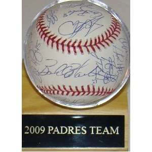   2009 San Diego Padres Team (30) SIGNED MLB Baseball: Sports & Outdoors