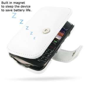  PDair B42 White Leather Case for BlackBerry Bold 9780 