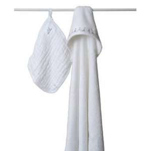  Water Baby Hooded Towel & Washcloth Set in White: Baby