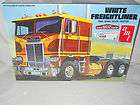 AMT 1:25 White Freightliner Dual Drive Truck Tractor #AMT 620 NIB