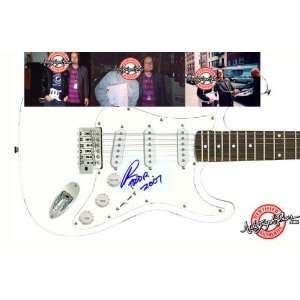  Todd Rundgren Autographed Signed Guitar & Proof: Sports 