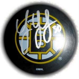  Boston Bruins Tim Thomas Autographed / Signed Hockey Puck 