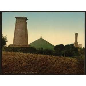   Mound of Waterloo, the tombs, Walloon Brabant, Belgium: Home & Kitchen