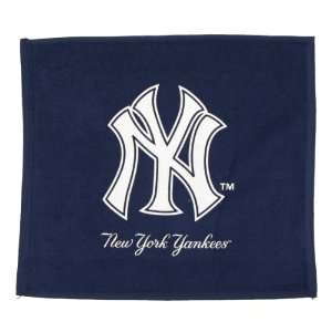  New York Yankees Game / Rally Towel (15 x 18): Sports 