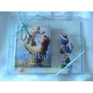   Motherhood, a Gift of Love Mini Book , Card and Gift: Everything Else