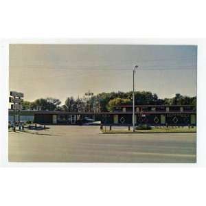    Wayside Inn Motel Postcard Omaha Nebraska 1960s: Everything Else