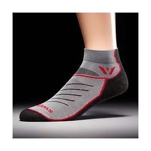 SWIFTWICK Swiftwick Vibe One Small Black:  Sports 