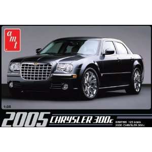  AMT 1/25 2005 Chrysler 300C (Ltd Production) Kit Toys 