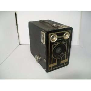    Vintage Kodak Brownie Target Six 16 Box Camera 