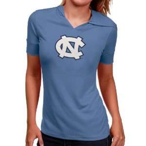   Heels (UNC) Ladies Carolina Blue Crush Hooded T shirt: Sports
