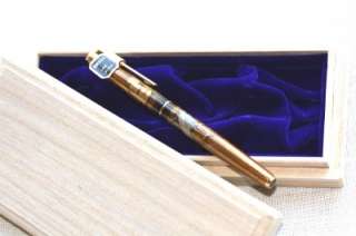   Masterpiece Grade AA Blue Heron Fountain Pen 14k Nib Rare  
