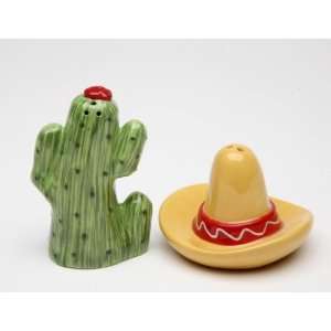  Green Cactus And Mexican Sombrero Matching Salt And Pepper 