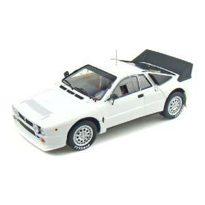  Lancia Rally 037 1/18 White: Toys & Games