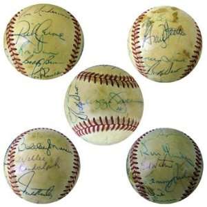  New York Yankees Great Autographed Baseball: Sports 