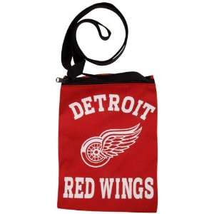 Detroit Red Wings Game Day Purse:  Sports & Outdoors