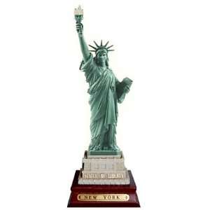  Statue of Liberty Replica   7 1/2 with Color Changing 