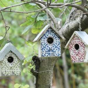  Wood Bird House: Patio, Lawn & Garden
