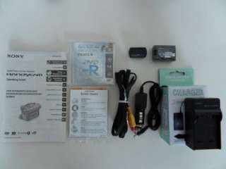 SONY Handycam DCR DVD92 Camcorder(NightShot) + New DVD R + Bag 