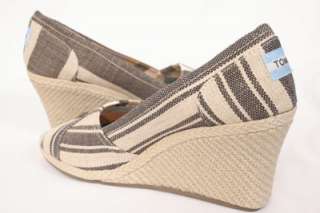 SZ 11 SO CUTE MUST HAVE TOMS WEDGE Brown Tan CANVAS WEDGE SHOES  