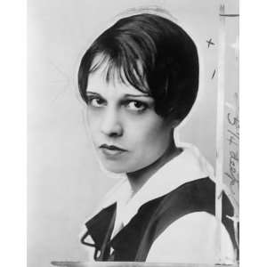  1925 photo Anita Loos, head and shoulders portrait graphic 