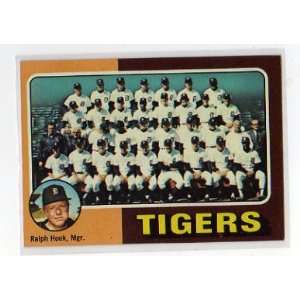  1975 Topps #18 Ralph Houk Tigers Team Card Sports 