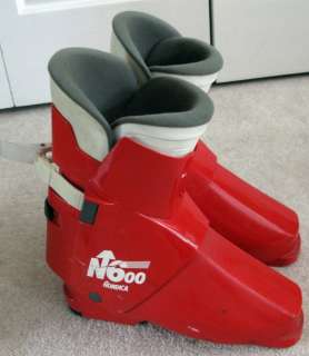 Nordica N600 Ski Boots (Mens US Size 10)  