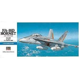  Hasegawa 1/72 F/A 18D Hornet: Toys & Games