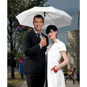  New Wedding Umbrellas for the Bride and Groom: Everything 